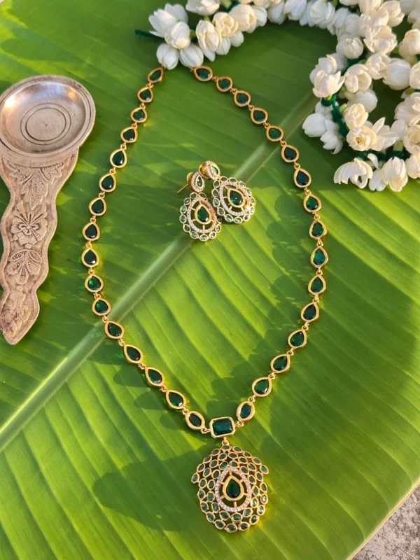 Jyothika Inspired Long Chain